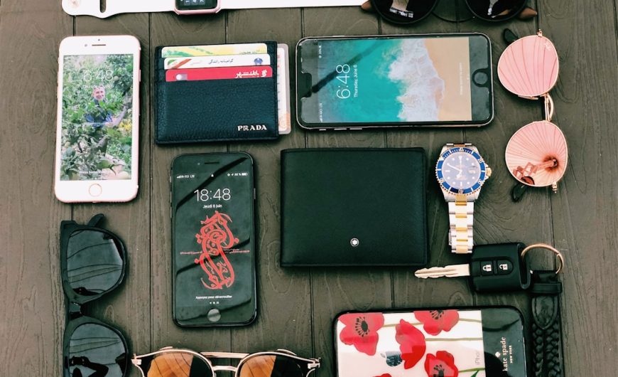 Finding the Best Travel Gadgets for Your Journey